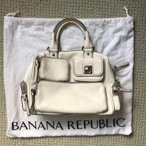 Banana Republic Satchel/Handbag, multi pockets!